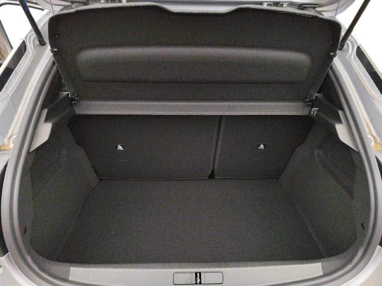 Lancia Ypsilon 4