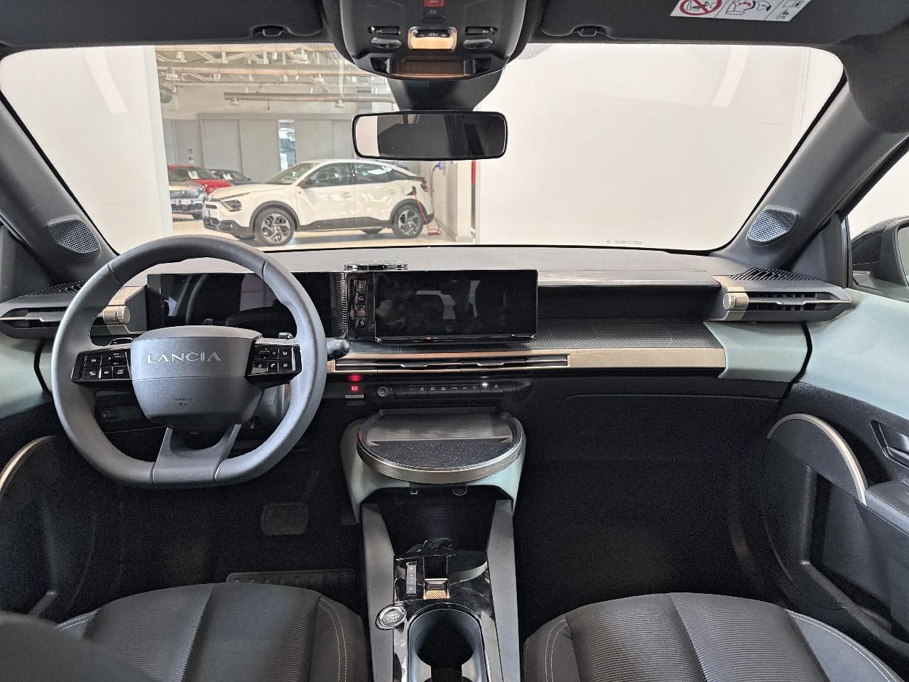 Lancia Ypsilon 4